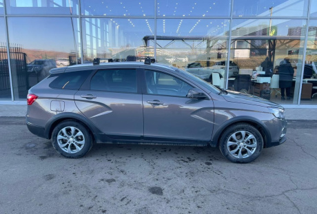 LADA Vesta SW Cross 2021 года с пробегом 95 624 км, фото 4